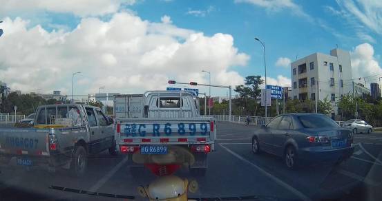 極清攝錄 大智G320行車記錄儀行車實(shí)拍