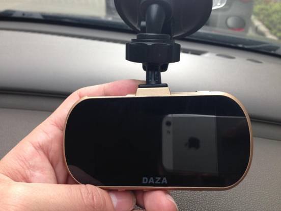 簡便 大智G322極清行車記錄儀上車安裝實(shí)拍