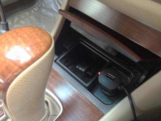 大智G320極清行車記錄儀真機裝車實拍