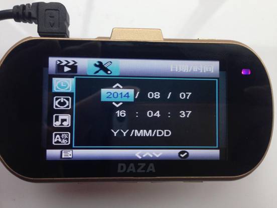 設置簡單，大智G322極清行車記錄儀真機實測